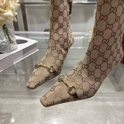 GUCCI 26S HORSEBIT ANKLE BOOTS 55 MM IN BEIGE GG CANVAS