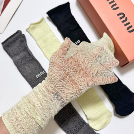 MIUMIU 26S CREW SOCKS 413929 (1 BOX)