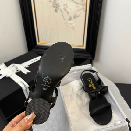 MID HEEL 45 MM SANDALS IN BLACK CALFSKIN
