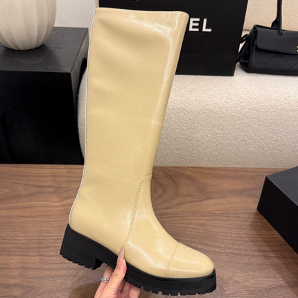 CHANEL 26S TALL BOOTS 45 MM IN BEIGE PATENT LEATHER ROUNDED TOE
