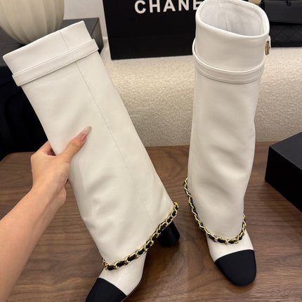 CHANEL 26S TALL BOOTS 60 MM IN WHITE CALFSKIN TALL BOOTS WITH GOLD TONE CHAIN DETAIL