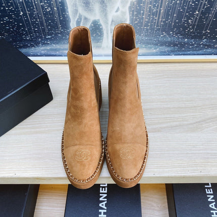 CC HIGH-HEELED BOOTS IN CARAMEL BROWN SUEDE