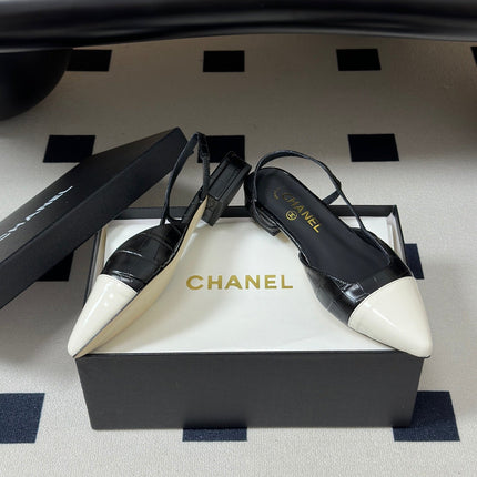 CHANEL 26S POINTED TOE SLINGBACKS IN BLACK MIX WHITE LAMBSKIN