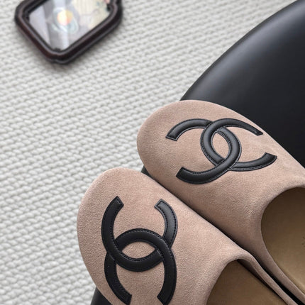 CHANEL 26S MULES IN BEIGE SUEDE ROUND TOE
