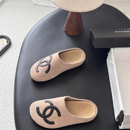CHANEL 26S MULES IN BEIGE SUEDE ROUND TOE