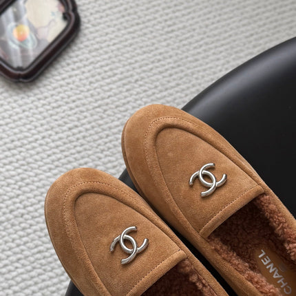 CHANEL 26S LOAFERS IN BROWN SUEDE AND SHEARLING LINING
