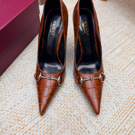 GUCCI 26S HORSEBIT PUMPS 105 MM IN BROWN CROCODILE EMBOSSED LEATHER