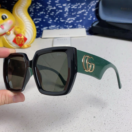 GUCCI 26S OVERSIZED SQUARE FRAME IN ACETATE 424593