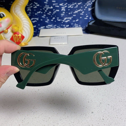 GUCCI 26S OVERSIZED SQUARE FRAME IN ACETATE 424593