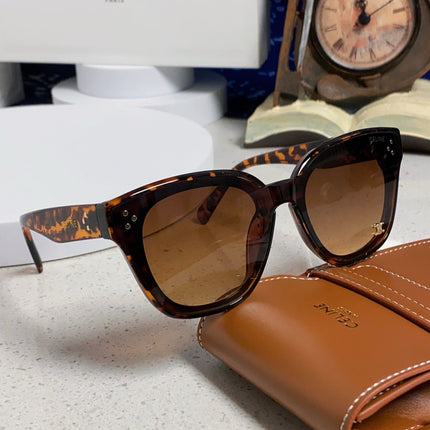 CELINE 26S SQUARE FRAME IN TORTOISESHELL ACETATE 496508
