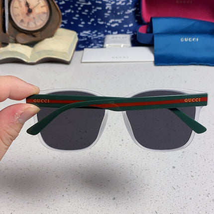 GUCCI 26S SQUARE FRAME IN ACETATE 424598