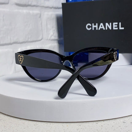 CHANEL 26S BUTTERFLY SHAPE IN ACETATE 417194