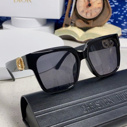 DIOR 26S OVERSIZED SQUARE FRAME IN ACETATE 500426