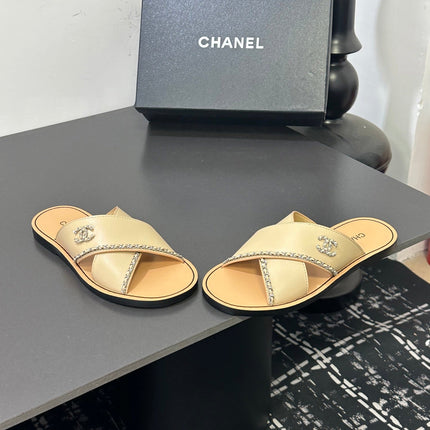 CHANEL 26S CROSS-STRAP SANDALS IN BEIGE LEATHER