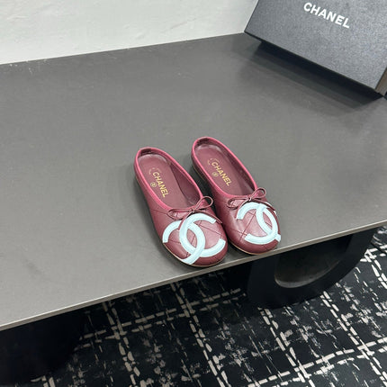 CHANEL 26S BALLET FLATS IN DARK RED CALFSKIN WITH WHITE CC LOGO