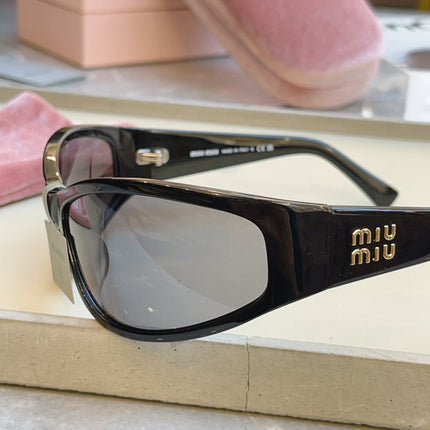 MIUMIU 26S OVERSIZE RECTANGULAR FRAME IN ACETATE 426264