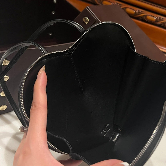 LE COEUR BAG 21 IN BLACK SUEDE