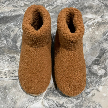 PRADA 26S ANKLE BOOTS IN CARAMEL BROWN FUR
