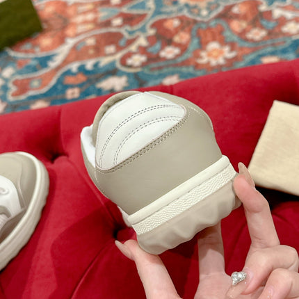 GUCCI 26S SNEAKERS IN BEIGE CALFSKIN WITH LOGO