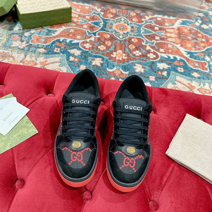 GUCCI 26S SCREENER SNEAKER IN BLACK AND RED GG CANVAS