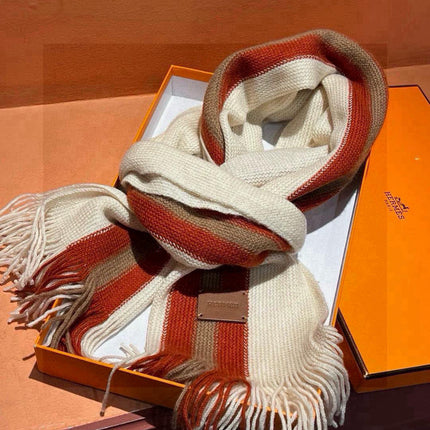 GUCCI 25S SCARF 180 IN CASHMERE 711250