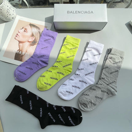 BALENCIAGA 26S CREW SOCKS 524906 (1 BOX)