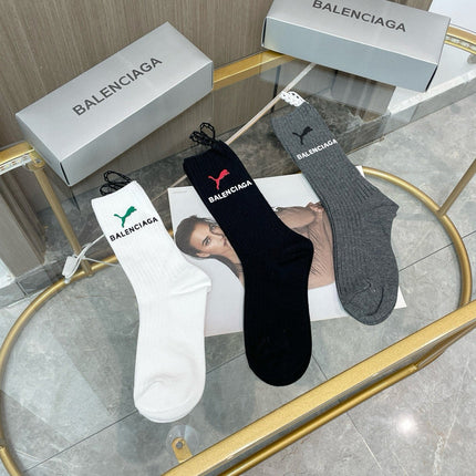 BALENCIAGA 26S CREW SOCKS 140184 (1 BOX)