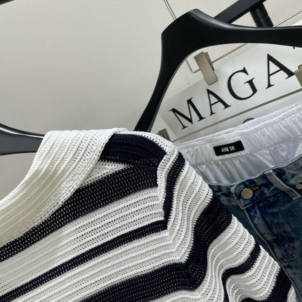 MO&CO. SHORT-SLEEVE KNIT TOP IN WHITE WITH BLACK STRIPES 267958