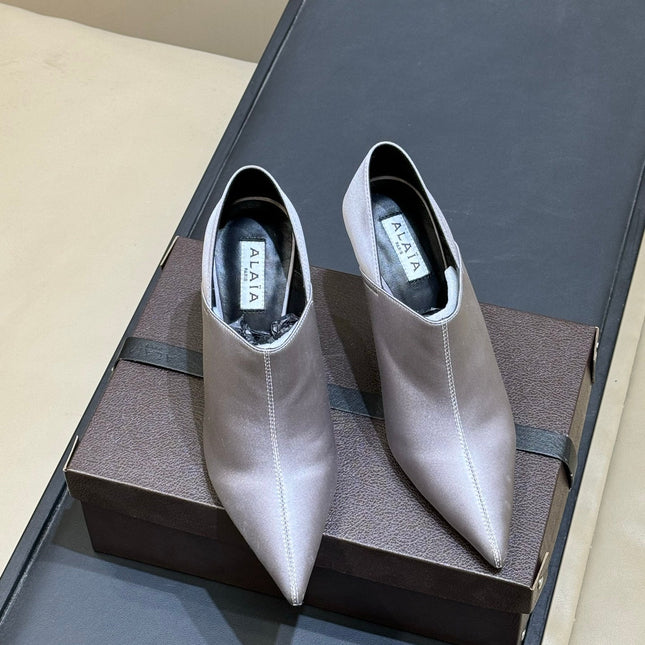 ALAIA 26S TRANSPARENT HIGH HEELS IN LAVENDER GRAY SATIN