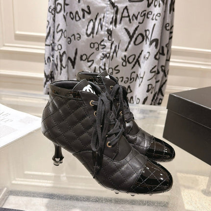 CHANEL 26S HIGH HEEL KNEE HIGH BOOTS 70 MM IN BLACK LAMBSKIN AND PATENT CALFSKIN