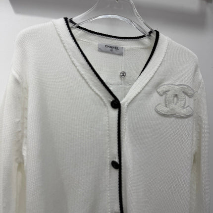 CHANEL 26S KNIT CARDIGAN 1693
