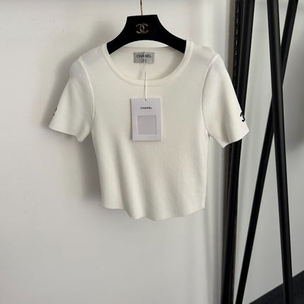CHANEL 26S SHORT-SLEEVE SWEATER 991