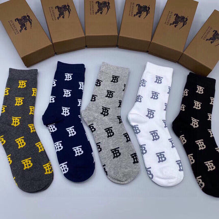 BURBERRY 26S CREW SOCKS 562579 (1 BOX)