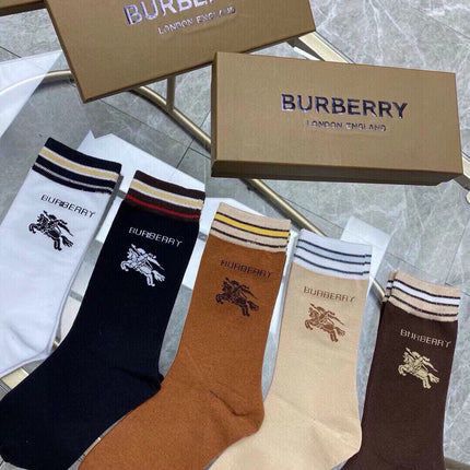 BURBERRY 26S CREW SOCKS 901107 (1 BOX)