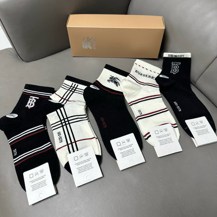 BURBERRY 26S ANKLE SOCKS 413941 (1 BOX)