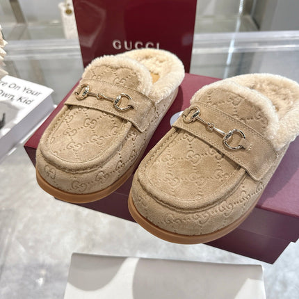 GUCCI 26S MULES IN BEIGE SUEDE GG LOGO PATTERN