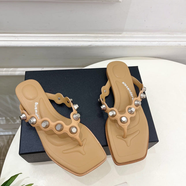 RHODES STUDDED THONG SANDALS IN BROWN CALFSKIN
