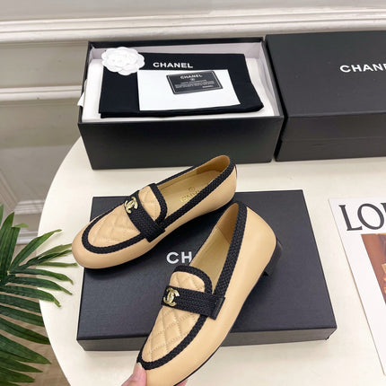 CHANEL 26S LOAFER MULES IN BEIGE LAMBSKIN AND BLACK FABRIC